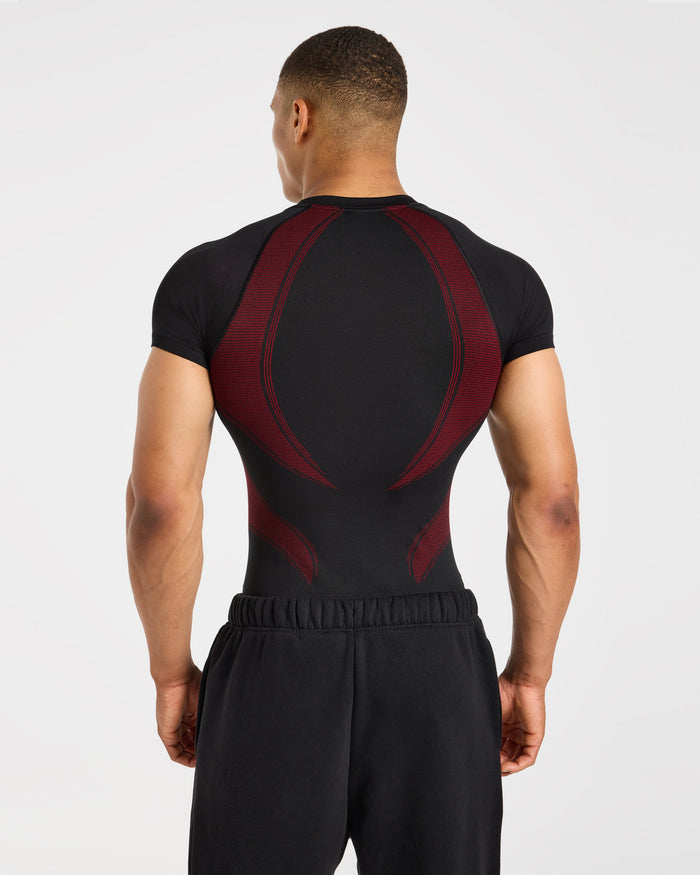 Charge Seamless T Shirt - Black/Red