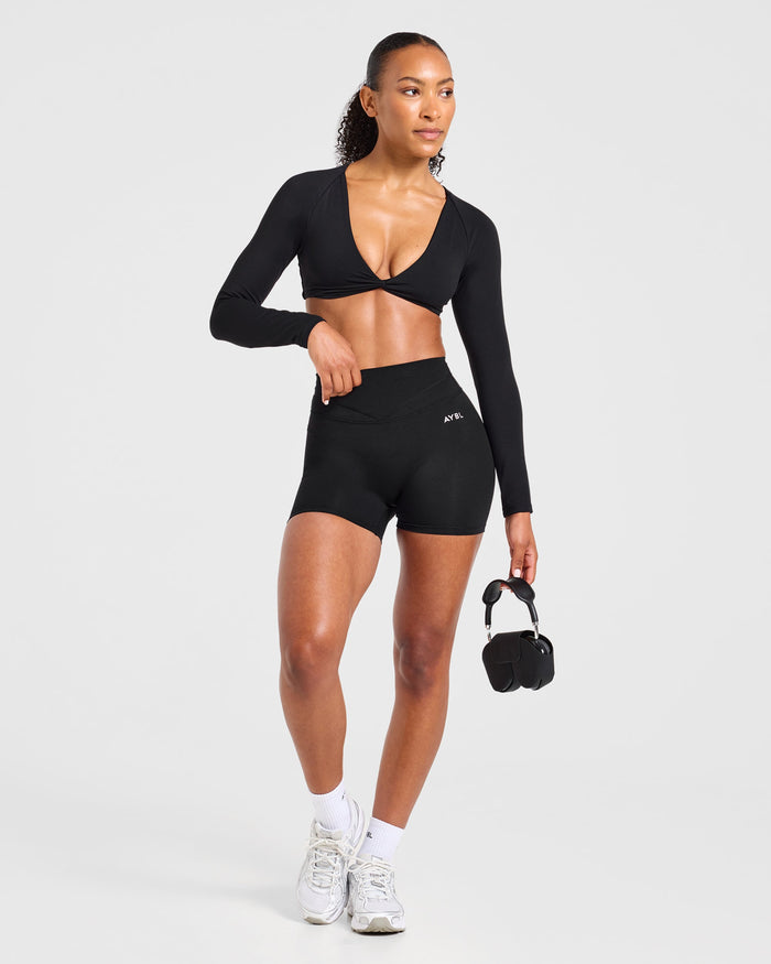 Engage Shorts - Black