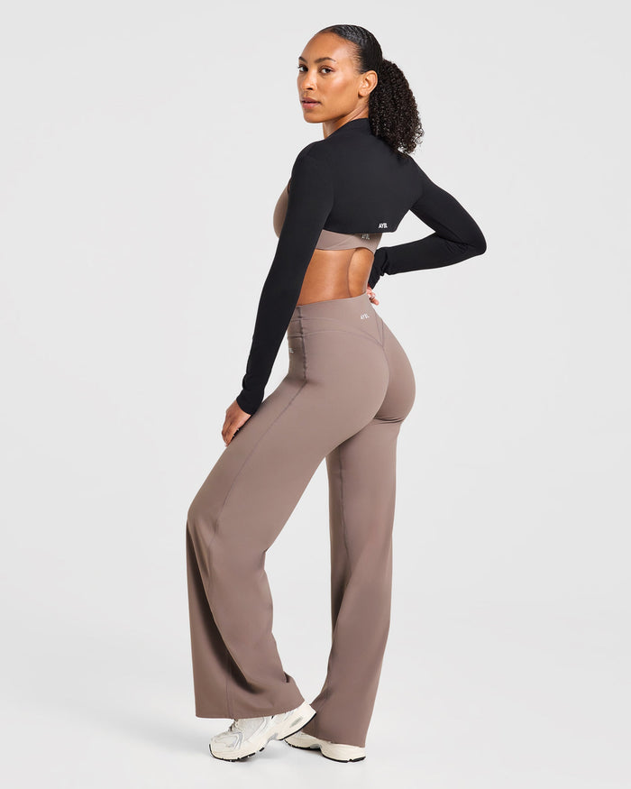 Engage Straight Leg Leggings - Warm Taupe