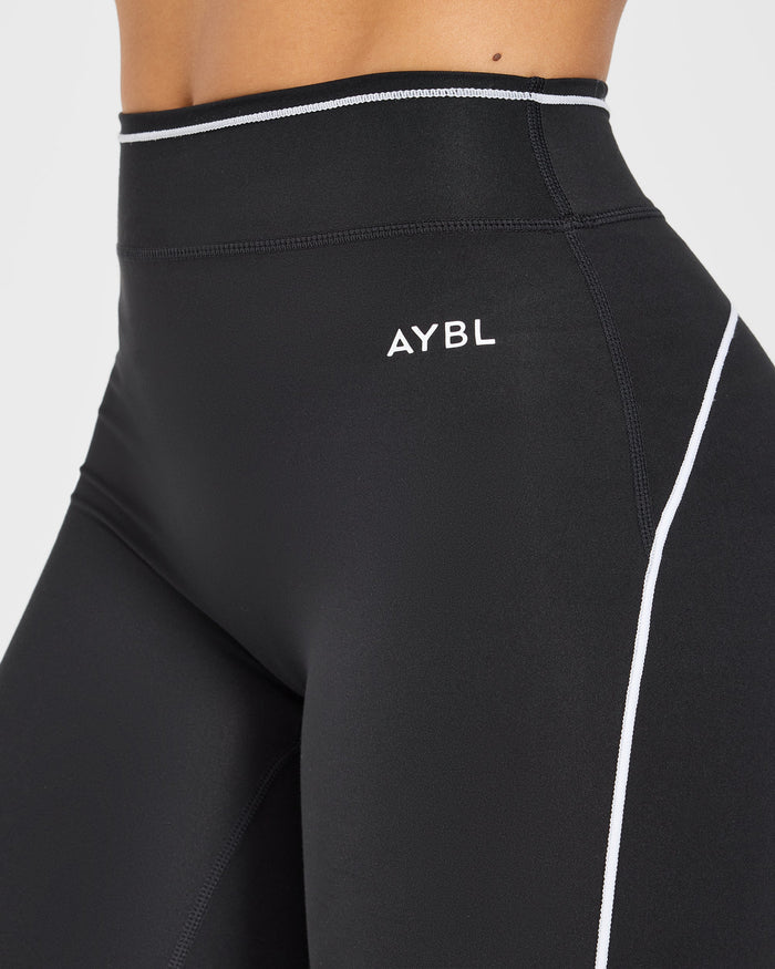 Form Flared Leggings - Black