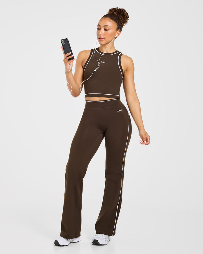 Form Flared Leggings - Coffee Bean