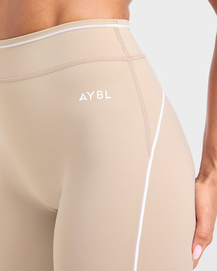 Form Flared Leggings - Mocha