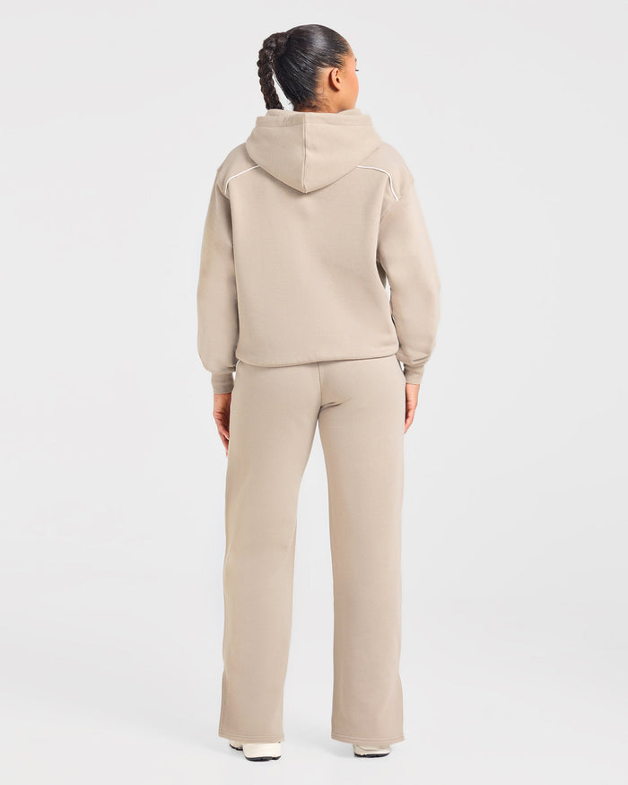 Form Straight Leg Joggers - Mocha