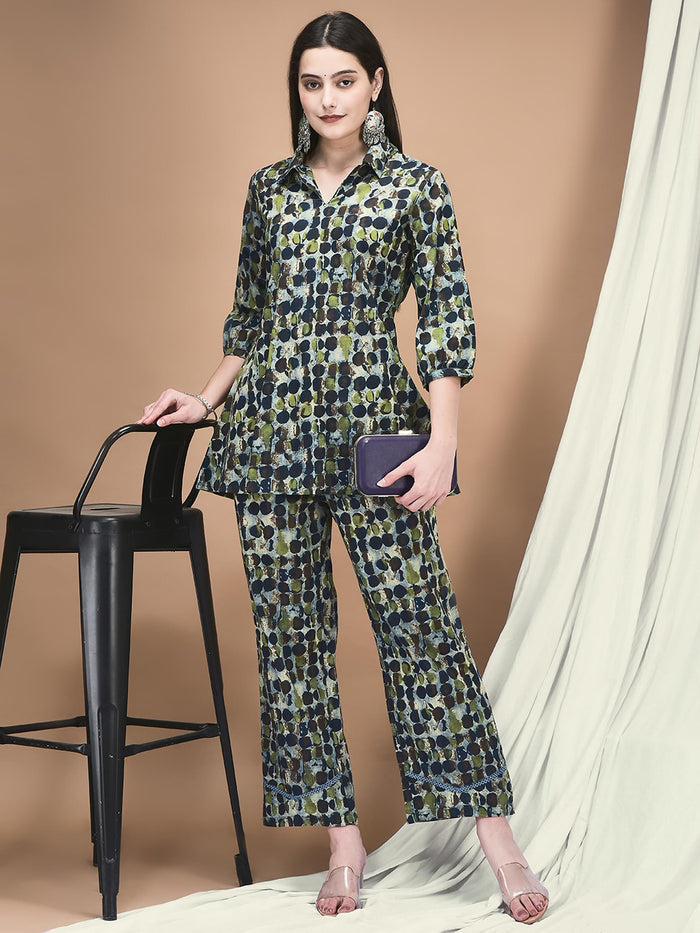 Women Cotton Cambric Blue Multicolor Polka Print Co-Ord Set.